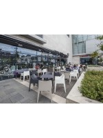COCCOLONA Sillón de tecnopolímero a elección de color y en tecnopolímero ignífugo de color lino para bar y jardín