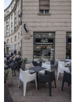 COCCOLONA Sillón de tecnopolímero a elección de color y en tecnopolímero ignífugo de color lino para bar y jardín