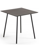 BENT table 75x75 en acier galvanisé peint noir et poly ciment pour terrasses de jardin résidence hôtel bars restaurants chalets