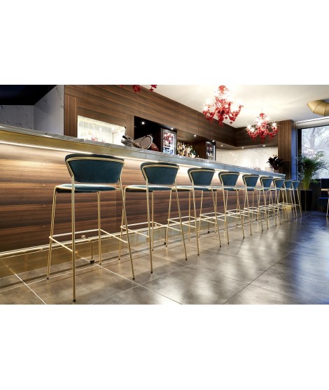 LISA WOOD Choice beendet Wohn- oder Objektdesignsessel