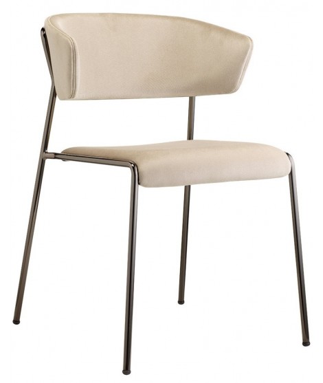 LISA WOOD Choice beendet Wohn- oder Objektdesignsessel