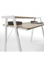 ETRURIA Mesa de escritorio en metal blanco y roble gris.