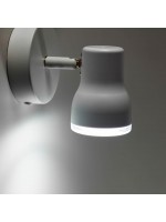 SYNERGY lámpara de aplique de metal pintado blanco o negro