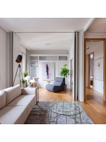 CLAVER sillón tapizado sin reposabrazos color a elegir en tejido antimanchas home studio living