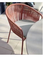 EZIO scelta colore sedia con braccioli in corda in poliestere e struttura in acciaio zincato e cuscino seduta