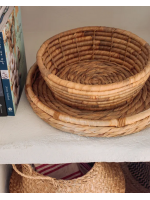 AMARIS de cesta hecha de fibras naturales