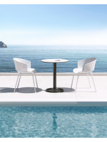 CAMA chaise blanche ou noire avec accoudoirs en métal et polypropylène design pour jardin extérieur terrasse bar glaciers