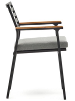 JAMES chaise empilable en aluminium noir et accoudoirs en bois de teck pour terrasses de jardin bars d'hôtels restaurants