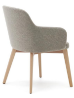ATTA Silla con reposabrazos de chenilla color a elegir y patas de madera maciza de haya acabado natural sillón de diseño