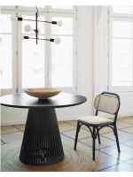 BRAZZO table design en bois massif avec finition noire