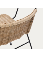 MESSY sedia con braccioli in rattan naturale e struttura in metallo nero per esterno o interno