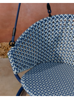 FORTE poltrona sospesa in rattan intrecciato con struttura in alluminio e cuscini inclusi per interno o esterno