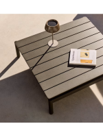 HOLIDAY 89x91cm Couchtisch aus grüner Aluminium für die Gartenterrasse im Freien