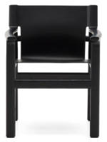 RAMONA Silla con reposabrazos en madera maciza de fresno con acabado negro y natural piel negra