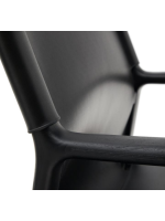 RAMONA sillón en madera maciza de fresno con acabado negro y natural piel negra