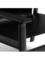 RAMONA sillón en madera maciza de fresno con acabado negro y natural piel negra