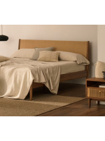 BOLO Doppelbett in Nussbaum und Seilfurnier und Füßen aus massivem Nussbaumholz