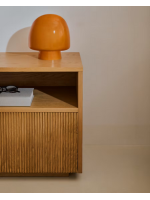 GERUSAL table de nuit con cajón y compartimento en chapa de roble