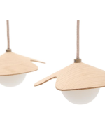 CAPTON lampadario  in impiallacciatura di rovere con 3 sfere di vetro fumé bianco