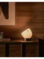 ANDREW drehbare Tischleuchte im Alabaster- und goldenen Metalldesign